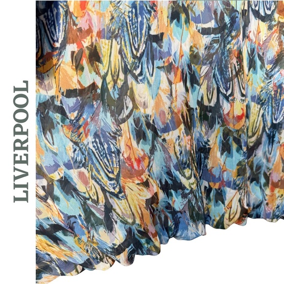 🛍️3/$40 Liverpool Los Angeles Long Sleeve Multi Feather Print Blouse Size XL - Picture 6 of 6